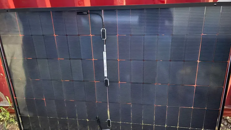 Panel solar