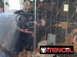 En ⚡DELUXE GLASS ENTERPRISES⚡Somos   Especialistas en instalaciones de cristal sin marcos.   Si tu casa o negocio debe r