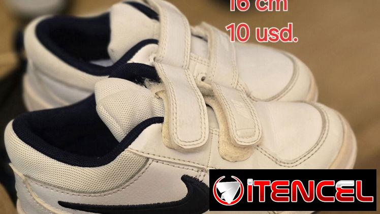 Tenis para niños de uso