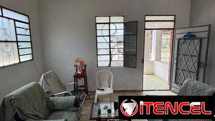 • LR008  🏡 Casa en venta – Reparto Martí, Cerro, La Habana  📍 Ubicación: Reparto Martí, municipio Cerro. 📌