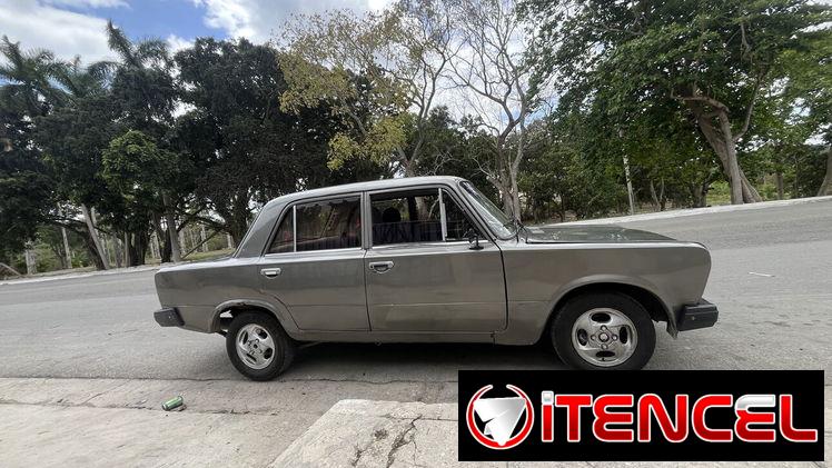 Fiat 125 Polacon con motor y caja de lada