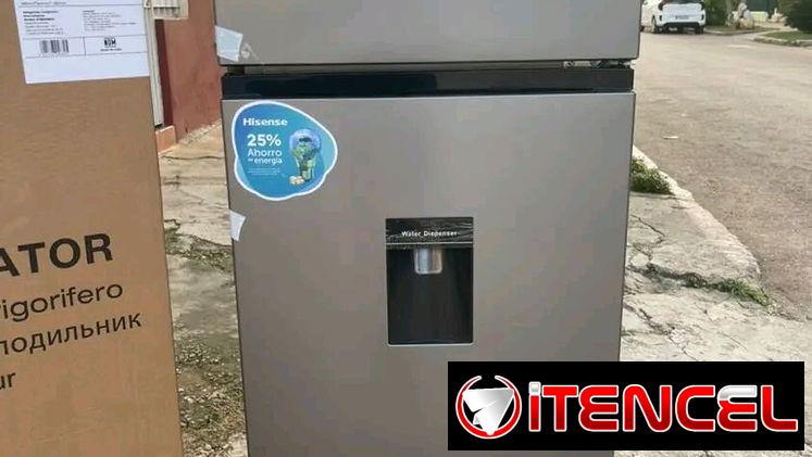 *Refrigerador Hisense de 7.3 pies³ 👣con dispensador de agua*  ❌ *No es congelación seca*  – Precio 335 USD