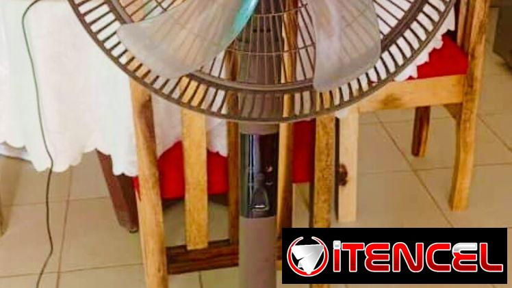 ‼️Súuper Oferta ‼️ 🌬️ Ventilador Recargable Sanumo con Panel Solar y Bombillo LED
