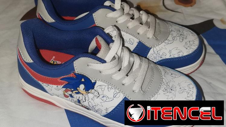 Tenis de niño nuevos