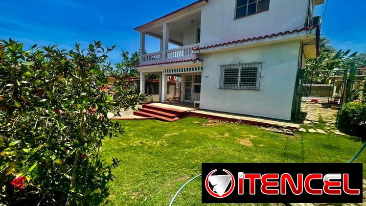 COD.Z ​🏖️ ¡CASA DE PLAYA DE GUANABO CON VISTA AL MAR!