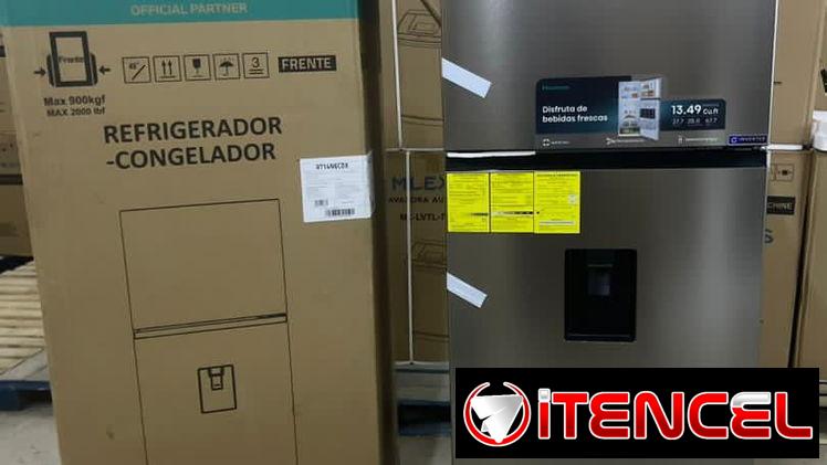 Refrigerador Hisense de 7.27cuft con dispensador de agua