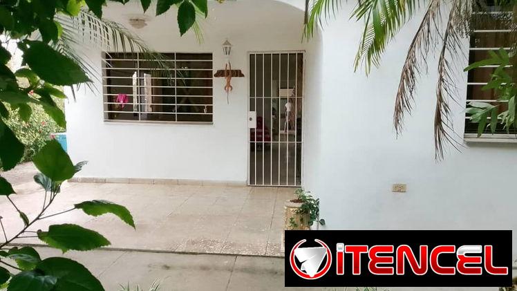 Fontanar: CASA grande para Almacen / oficina de negocios, ojo no es para vivienda