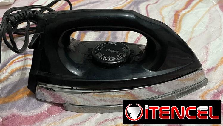 Plancha de uso en perfecto estado y funcionamiento