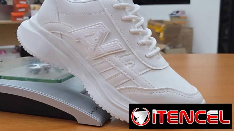 Tenis blancos  36 37 38 39 40 22 usd