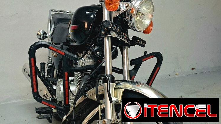 Moto Suzuki GN125H
