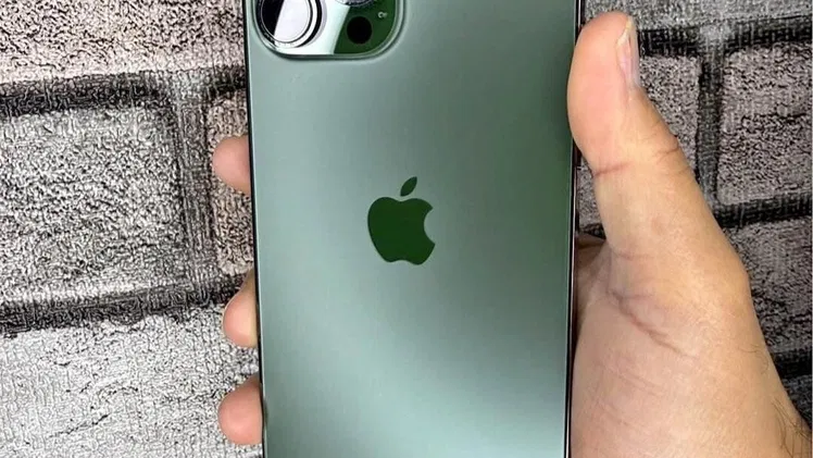 iPhone 12 Pro Max // 13 Pro Max // 14 Pro Max …. Al Mejor Precio 🎁 !!!
