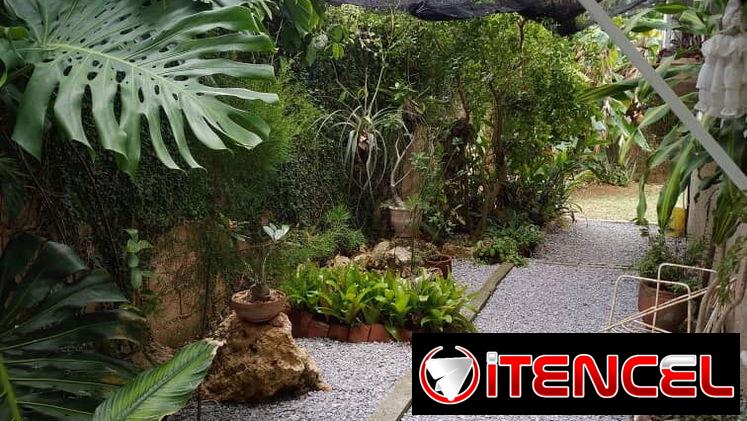 Atabey !! 🔥Casa con grandes patios y jardines