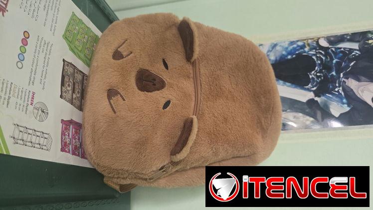 Mochila capibara nueva