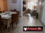 Apto de 3 habitaciones en el vedado con garaje.