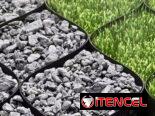 GEOMALLA + TEJIDO GEOTEXTIL, ESPECIALMENTE DISEÑADO PARA REFORZAR PERMANENTEMENTE SU PROPIEDAD, ENTRADA DE CAMINO