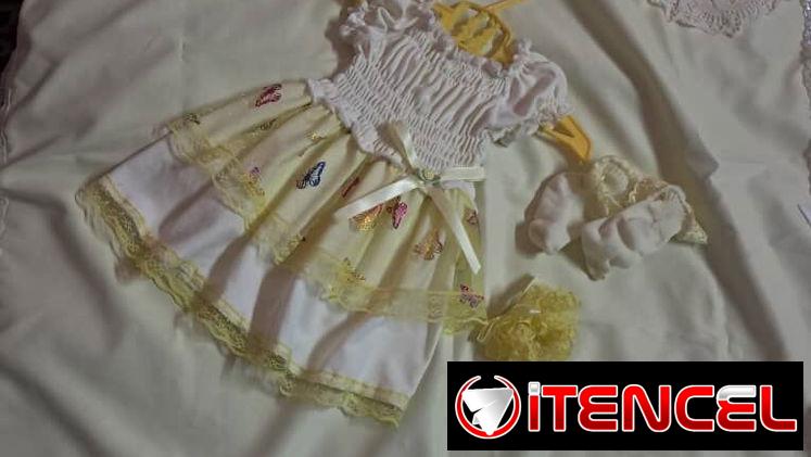 Batas de bebe hembra