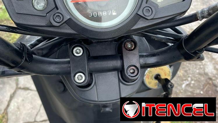 Vendo moto 4 tiempo directo a chapa