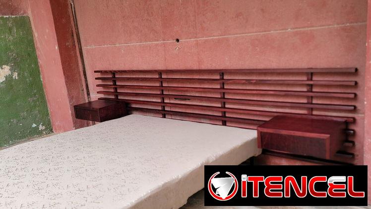 Vendo respaldo de cama antiguo