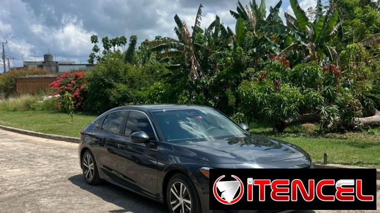 Carro Honda civic hatchback 2024