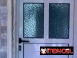 De todo en carpintería de aluminio y cristal