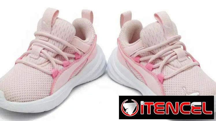Zapatos para los niños de casa