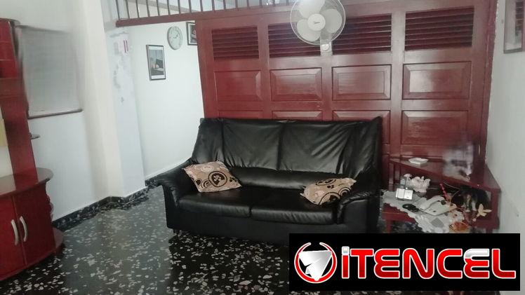 Vendo casa de 3 cuartos 2 baños en el centro del Cotorro
