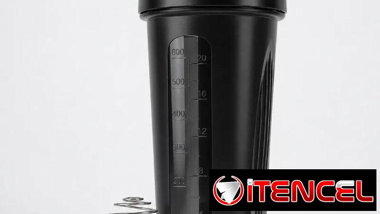 Shaker con aditamentos disponible