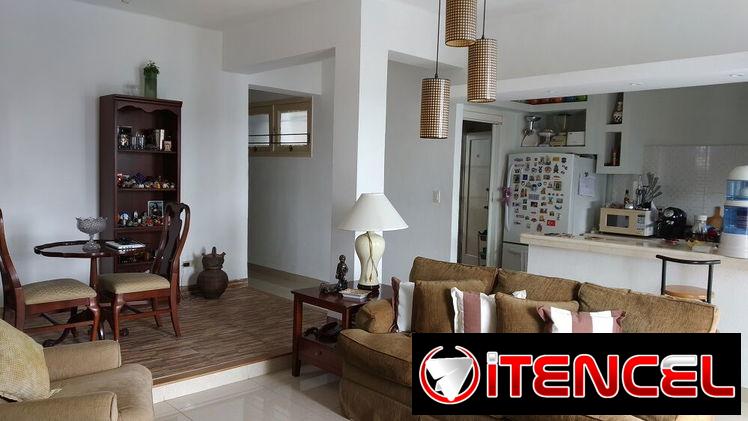 Apto. 3/4, remodelado, Vedado (V-324) (no tiene garaje)