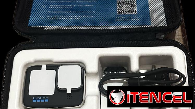 GoPro HERO11 Black  +  GoPro 3-Way Grip, Arm, Tripode —NEWW- 59103445