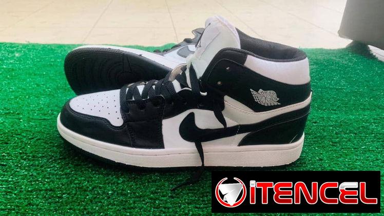 Tenis Nike botas
