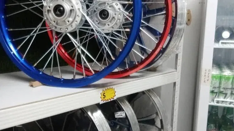 Llantas y gomas para motos