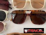 Gafas y relojes