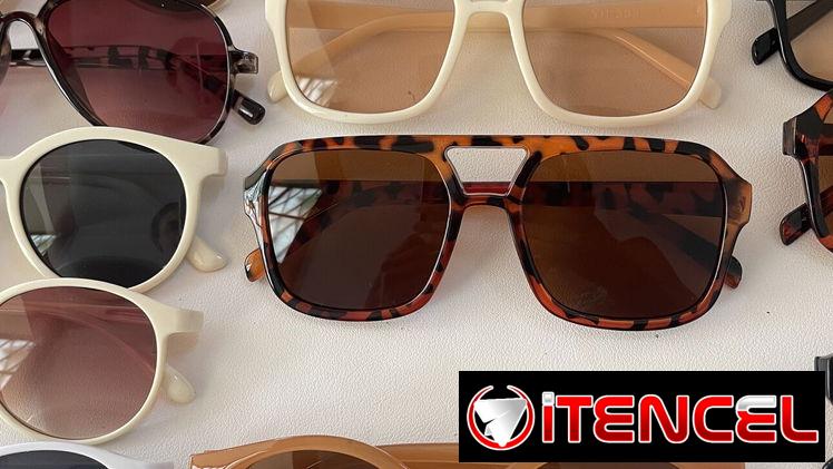 Gafas y relojes