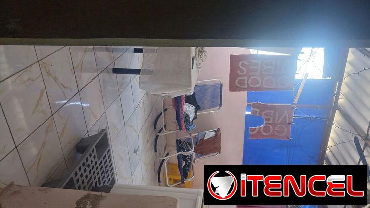 se vende apartamento en 20 de mayo con todo dentro