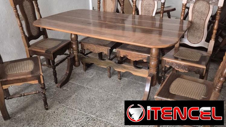 Mesa y 6 sillas