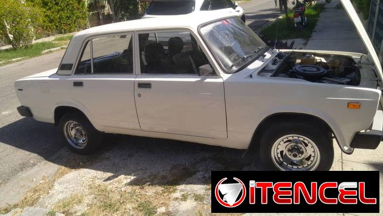 VENDO LADA 2105