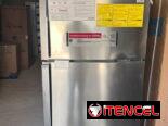 REFRIGERADORES MARCA LG DE 17 PIES CÚBICOS GRISES DE ACERO INOXIDABLE NEW CAJA!