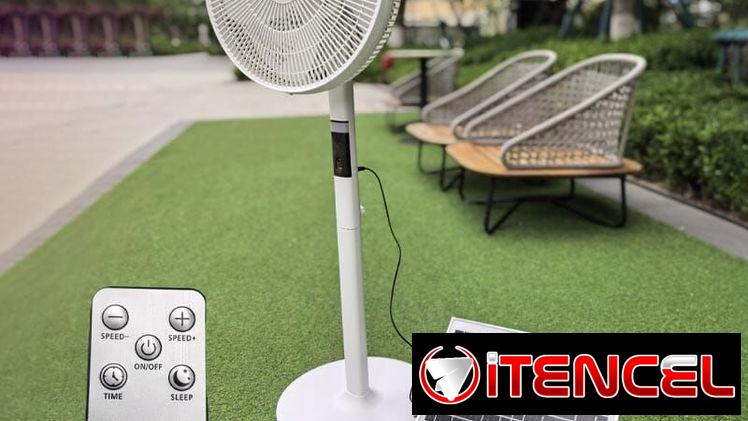 Ventilador recargable de pie táctil y con control remoto, panel solar y batería de litio nuevos en su caja