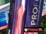 Cepillos de dientes + pasta