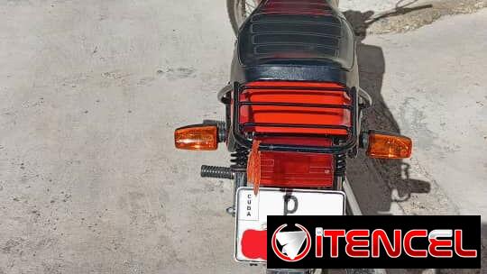 AX100 Original Japonesa 100%