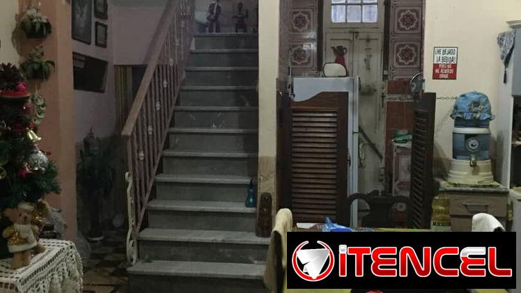Venta de Casa de Dos Plantas en Santo Suárez. PRECIO NEGOCIABLE. SOLO PARA INTERESADOS