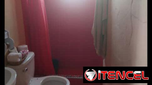 Apartamento 3er piso de 1 cuarto y placa libre