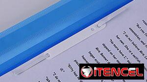 Carpeta A4, cubierta transparente, 2 puntas con bolsillo triangular. Material de polipropileno