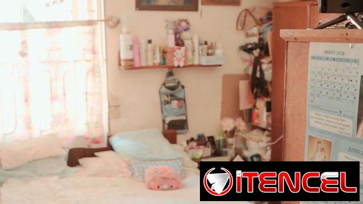 A08: Apartamento en El Vedado en venta con 3 habitaciones en un segundo piso con posibilidades de garage (sin techo)