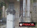 En venta linda casa independiente estilo colonial con espacio para garaje en excelente zona de Santos Suárez.