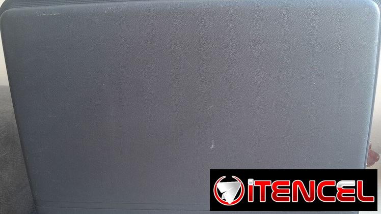 Vendo  maletín ejecutivo con cerradura de código