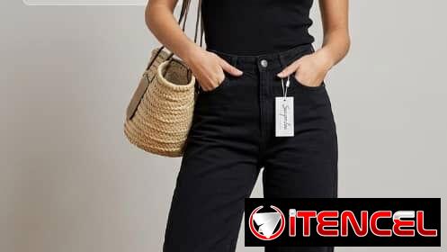 Pantalones negros, anchos