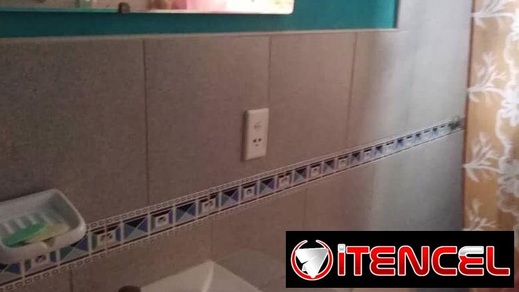 ¡OPORTUNIDAD ÚNICA: VENTA O PERMUTA EN LAWTON! ✨
