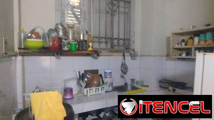 Apartamento interior segundo piso en habana vieja