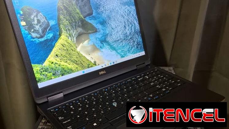 320 USD💻Dell Latitude 5580 como nueva